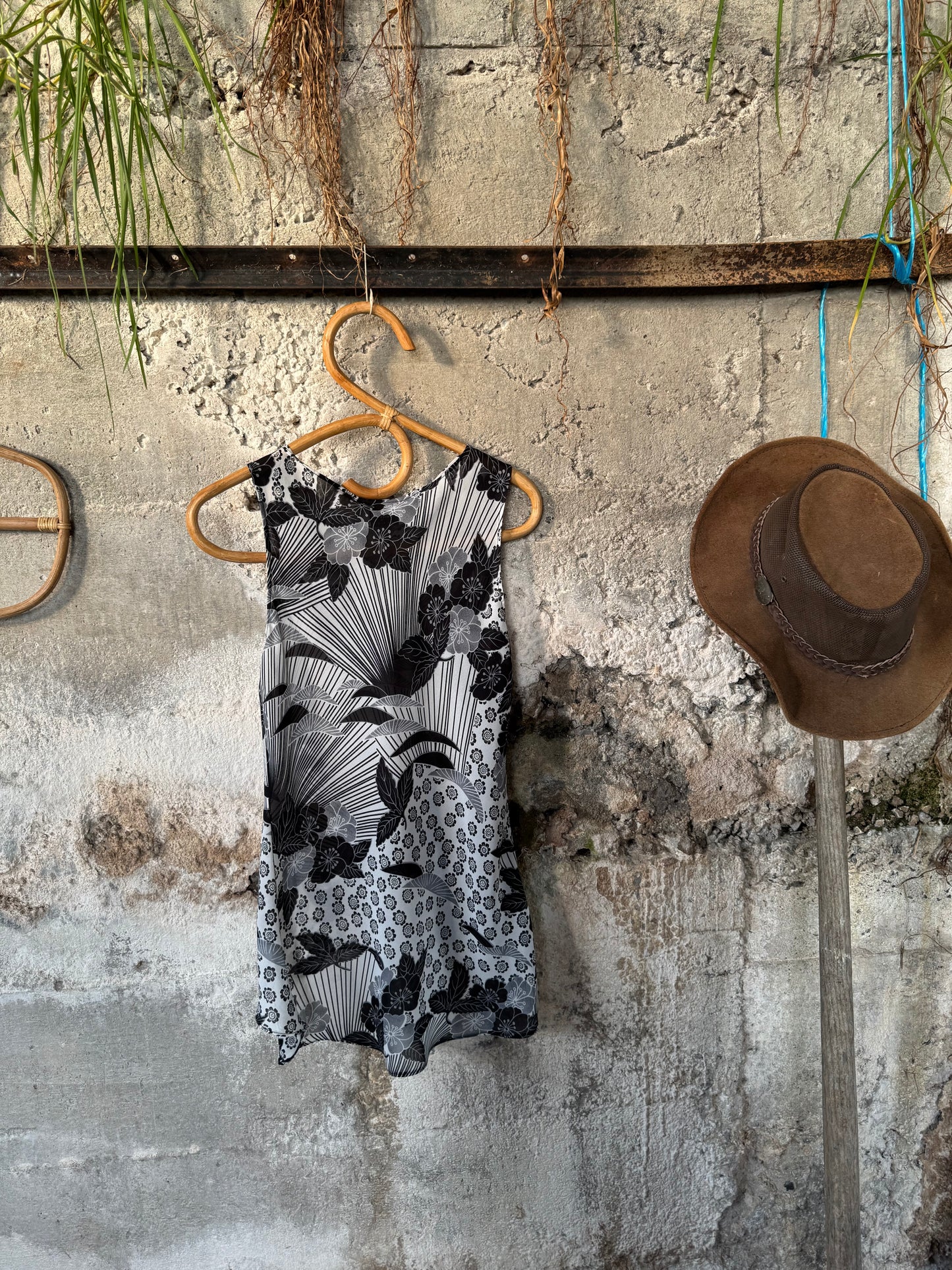 Y2K singlet top
