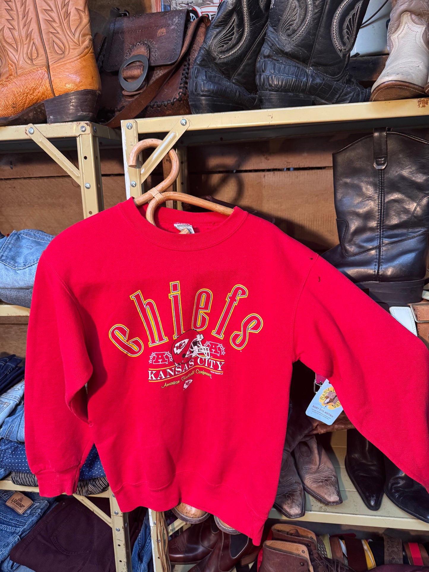 Kansas chiefs vintage crew (flaws)