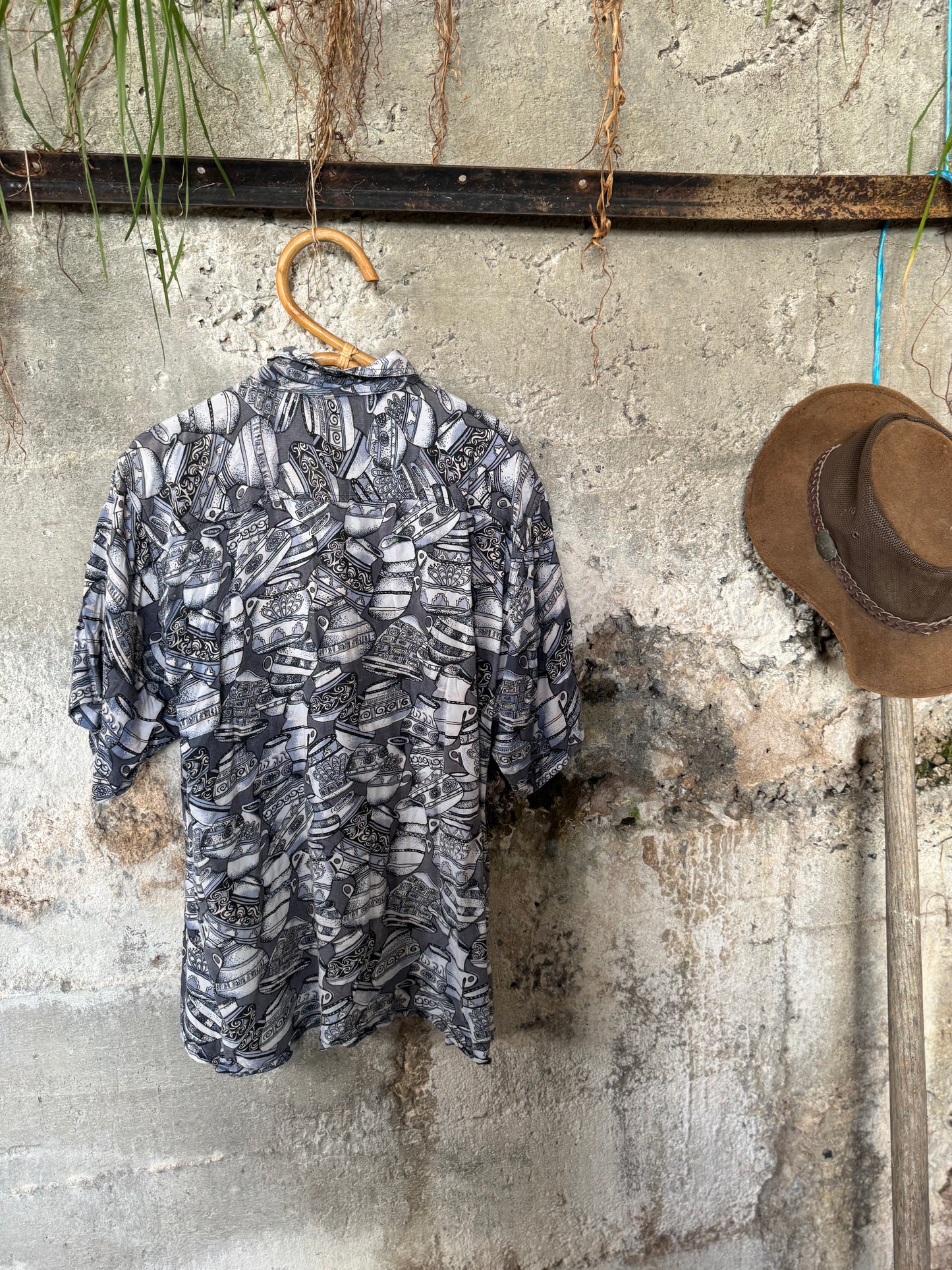 90s men’s S/S shirt
