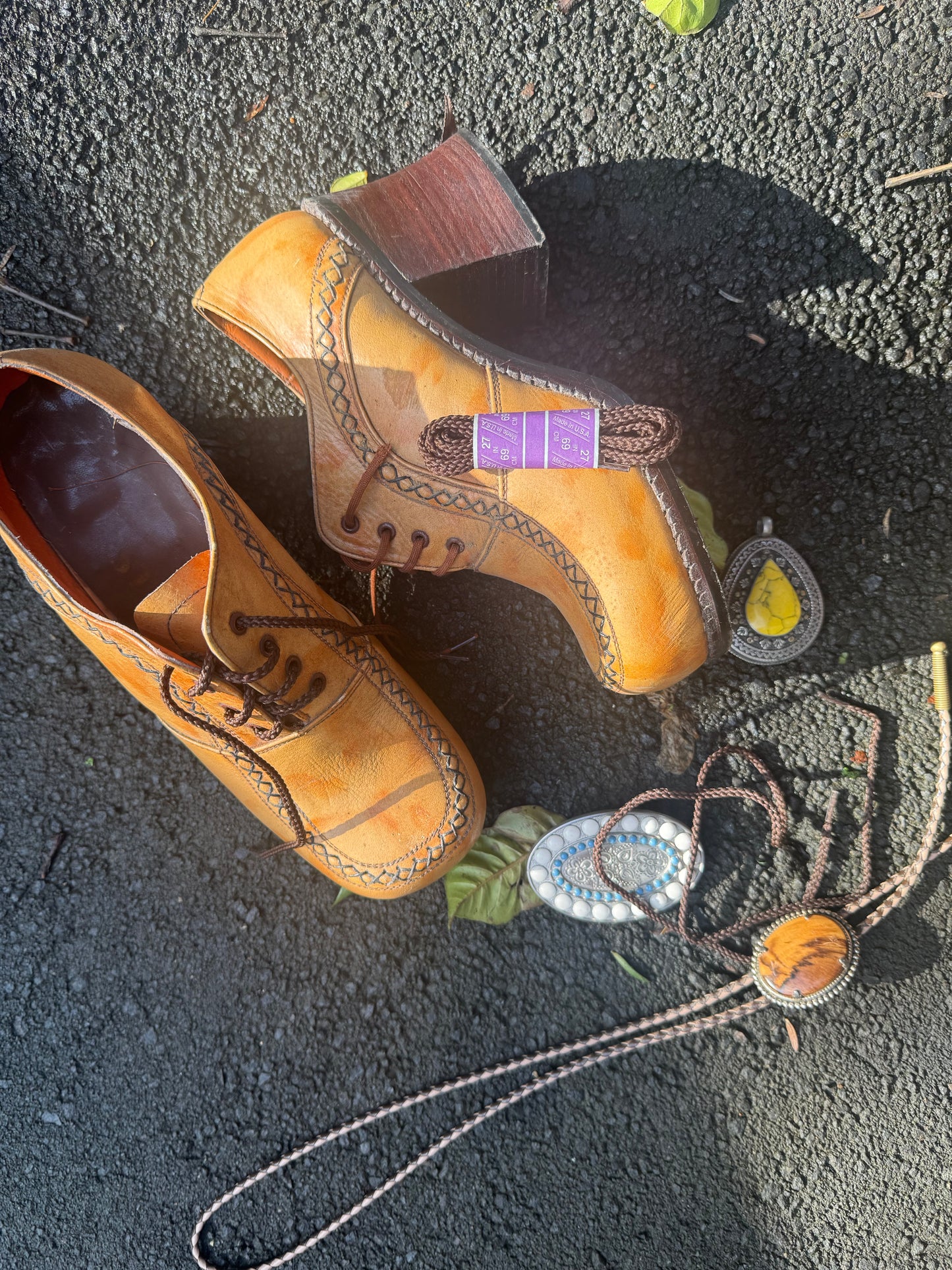 Vintage 1960-1970s leather shoes