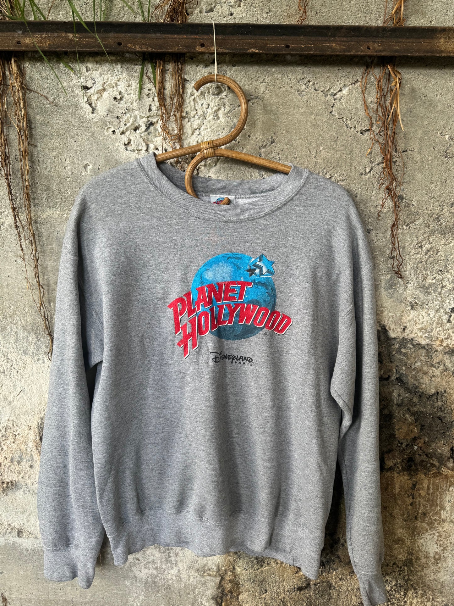 Planet holly wood crew neck