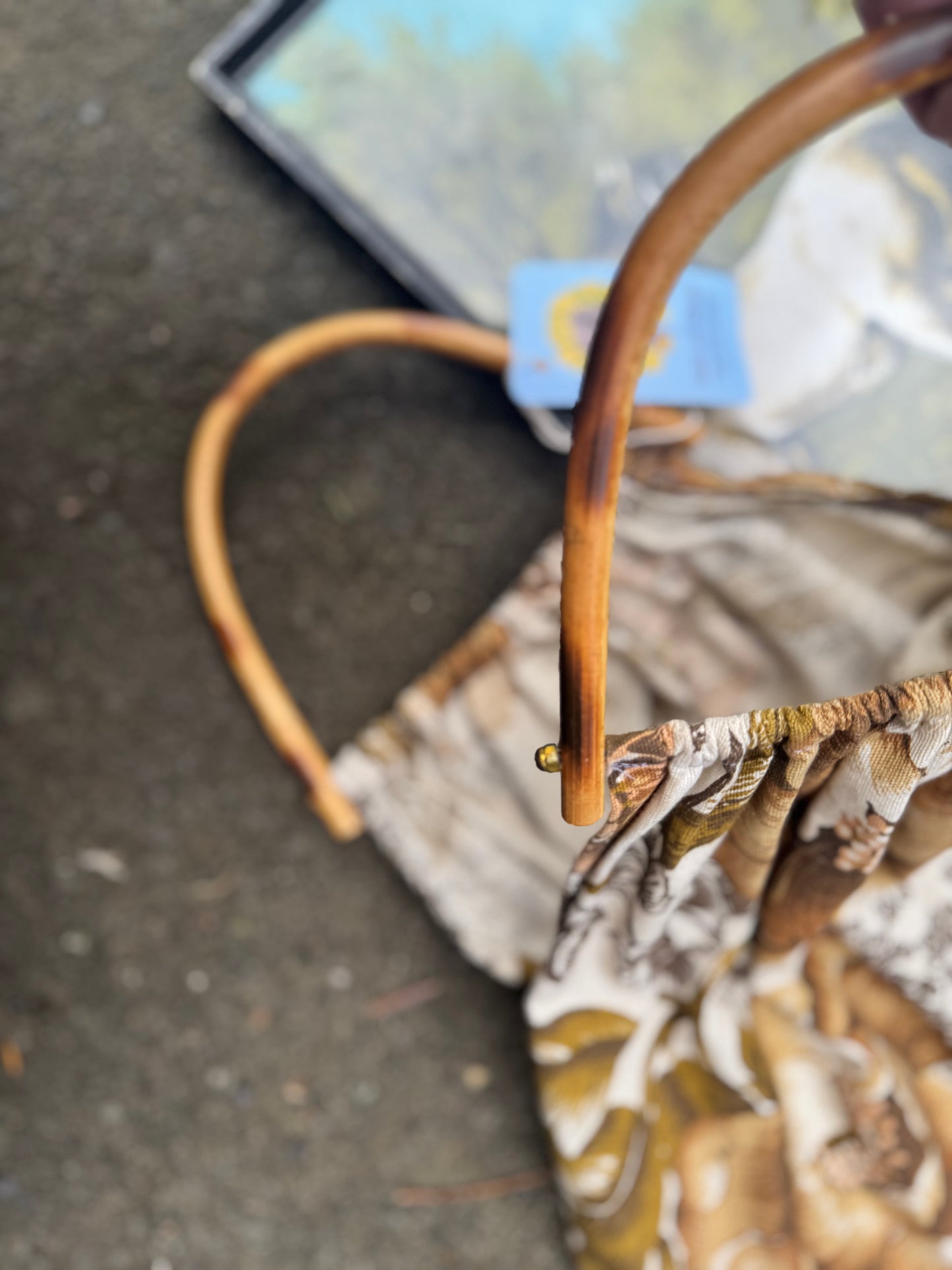 Vintage bag with cane strap