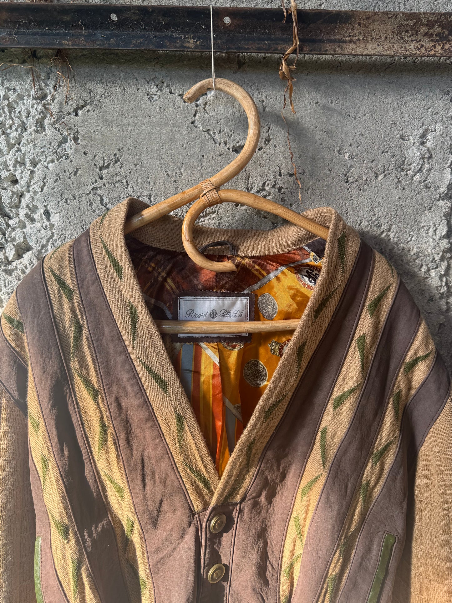 Vintage men’s bomber
