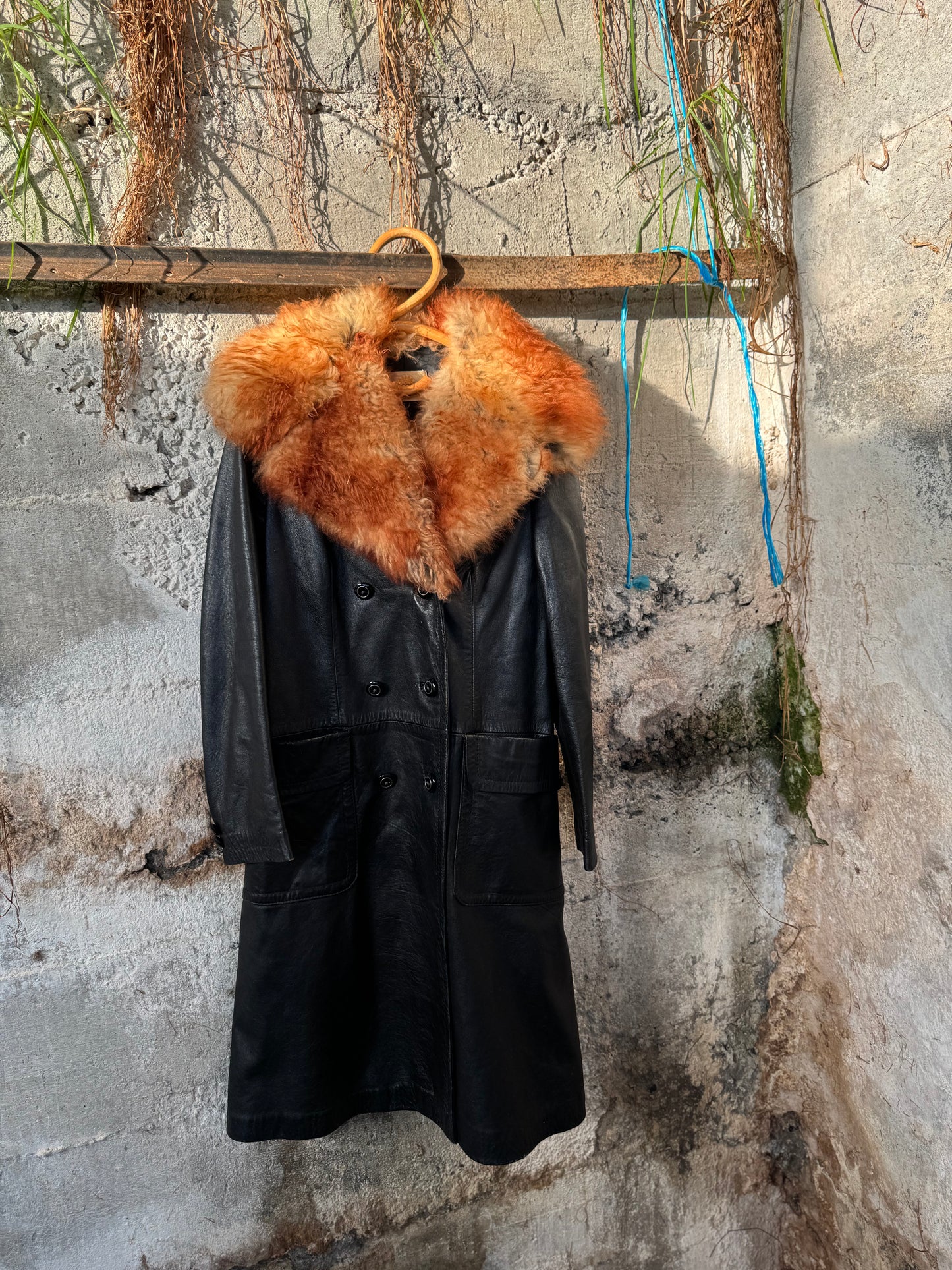 Leather Coat with dyed Lambs wool collar