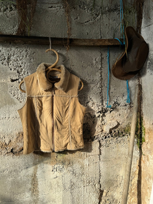 Vest faux suede & faux fur