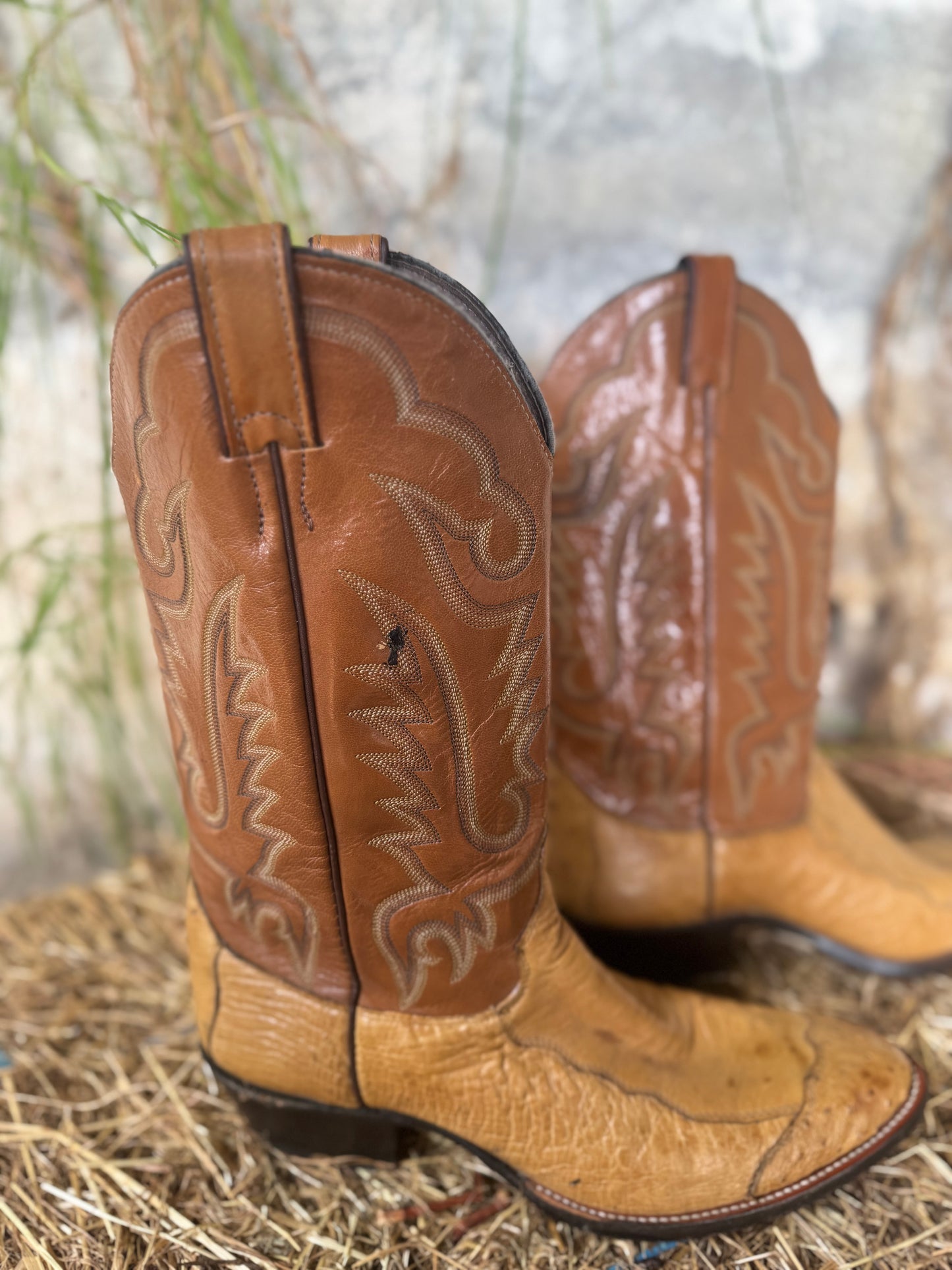 Vintage Justin leather cowboy boots (ostrich leather detail)