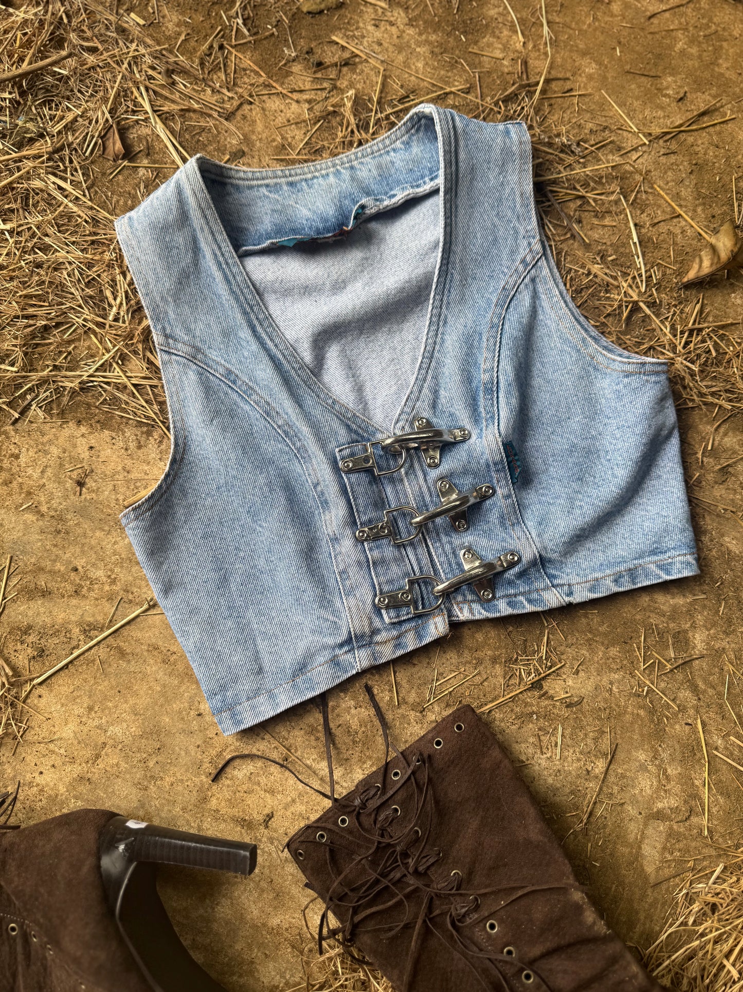 Vintage denim buckle vest