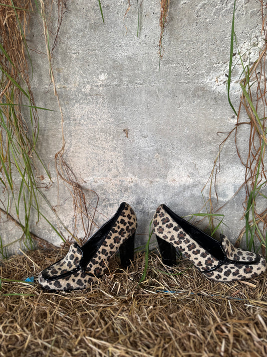 Early 2000s leopard heels