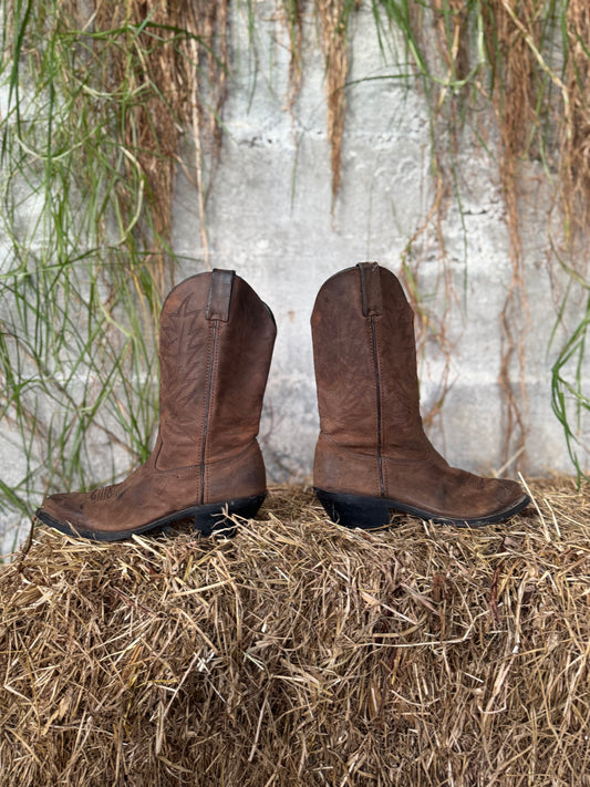 Vintage cowboy boots