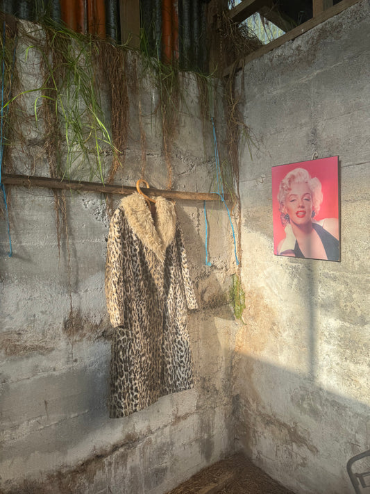 1970s leopard coat with faux fur collar